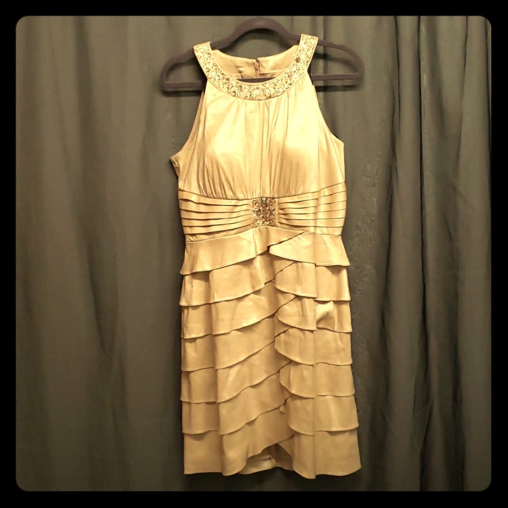 Jessica Howard Champagne Halter Cocktail Dress